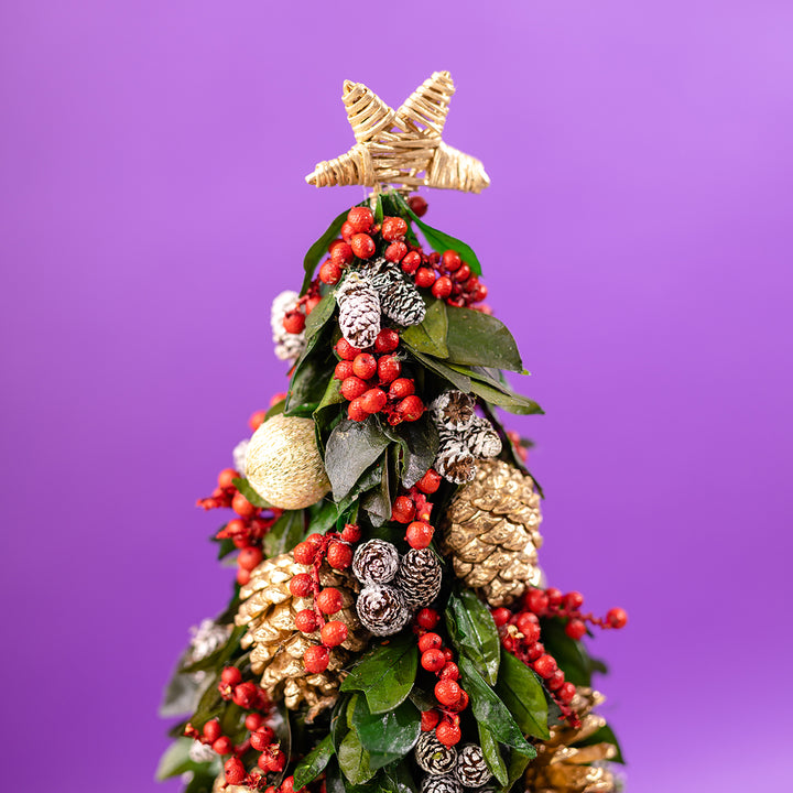 Pinecone Petite Christmas Tree