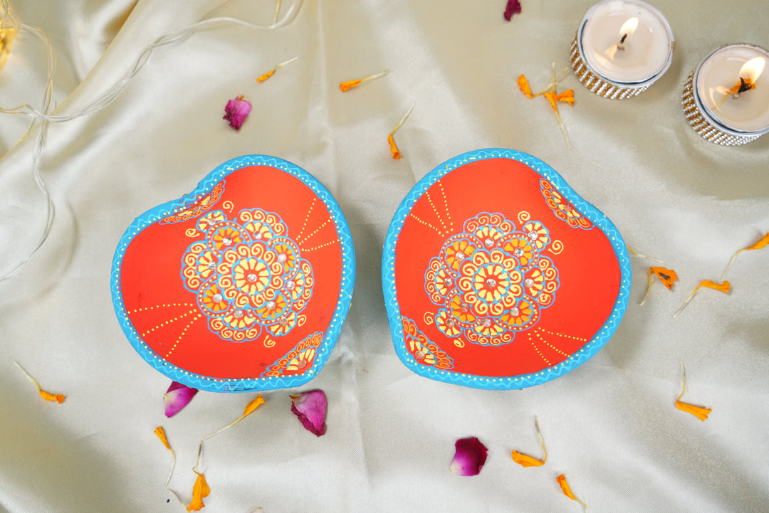 Naarangi Handpainted Terracotta Diya (Set Of 2)