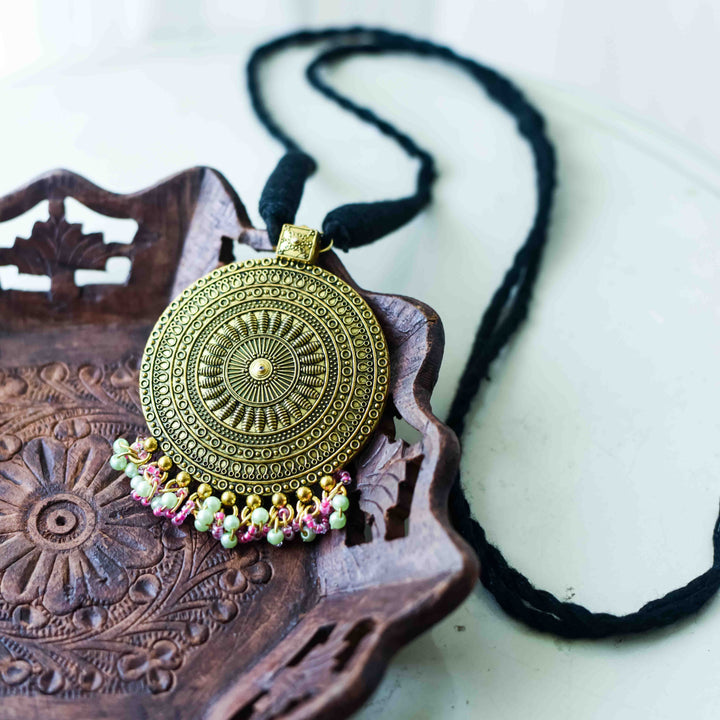 Nishi Metal Pendant Necklace