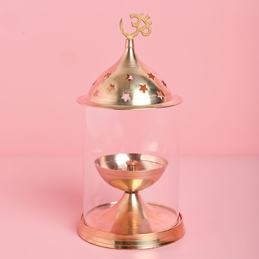 Vandhana Diya With Glass Cover