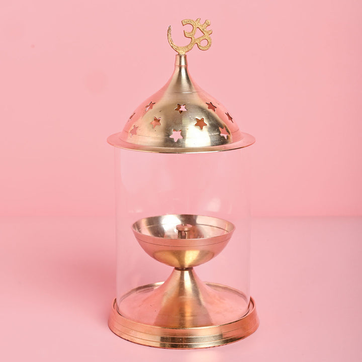 Vandhana Diya With Glass Cover