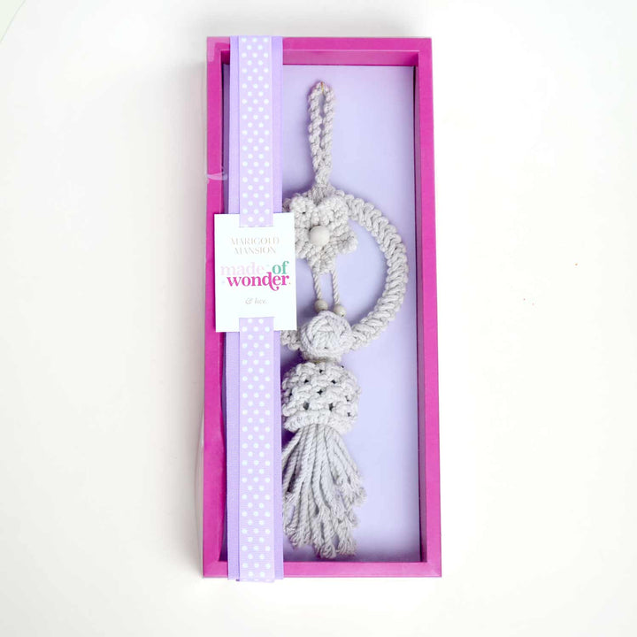 Praises Wall Hanging