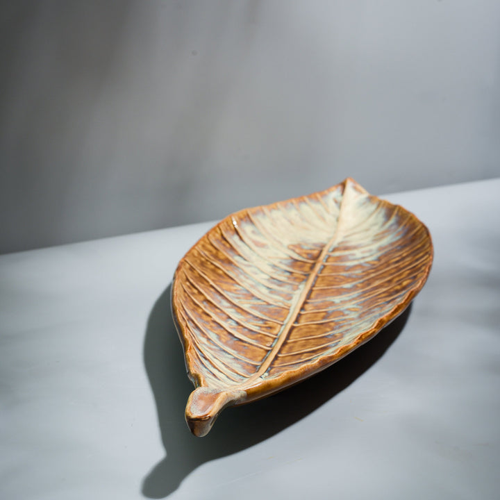 Margo Leaf Platter
