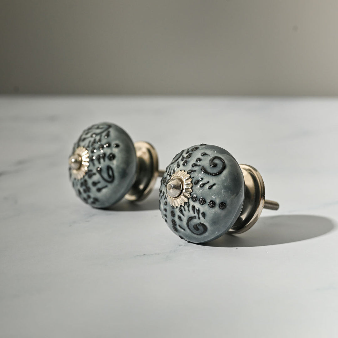 Ashen Ceramic Knobs (Set Of 2)