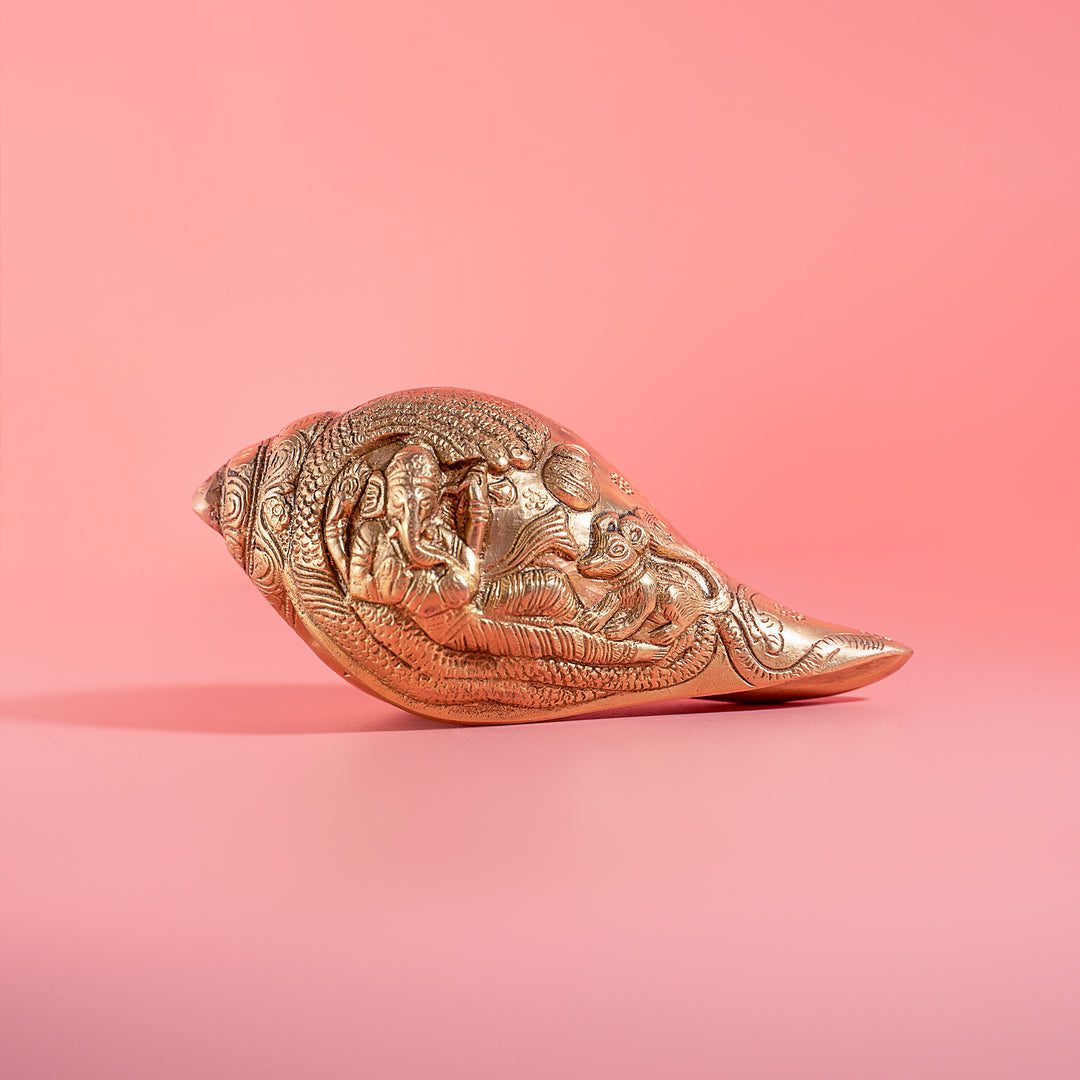 Brass Shankh With Engraved Ganapati