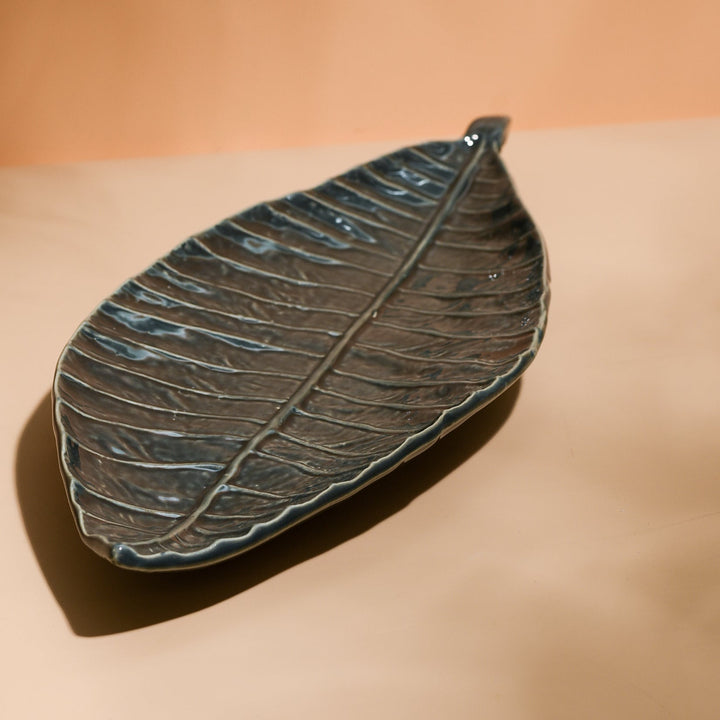 Lara Leaf Platter
