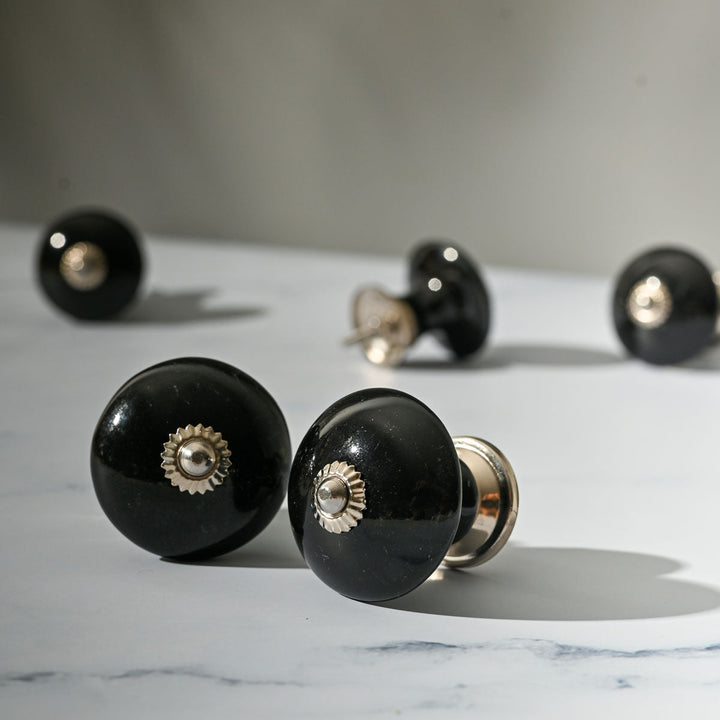 Nyx Ceramic Knobs (Set Of 2)