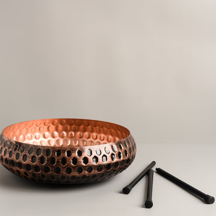 Sanchala Big Urli With Stand