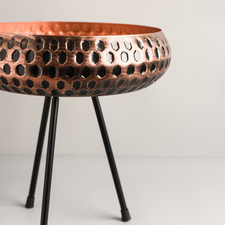 Sanchala Big Urli With Stand