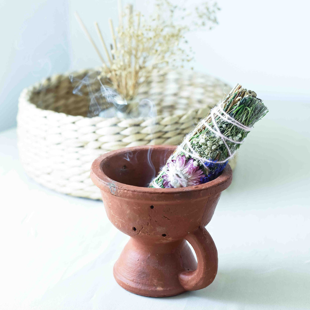 Pavitra Mixed Floral Smudge Bundle