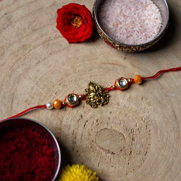 Vinayak Rakhi