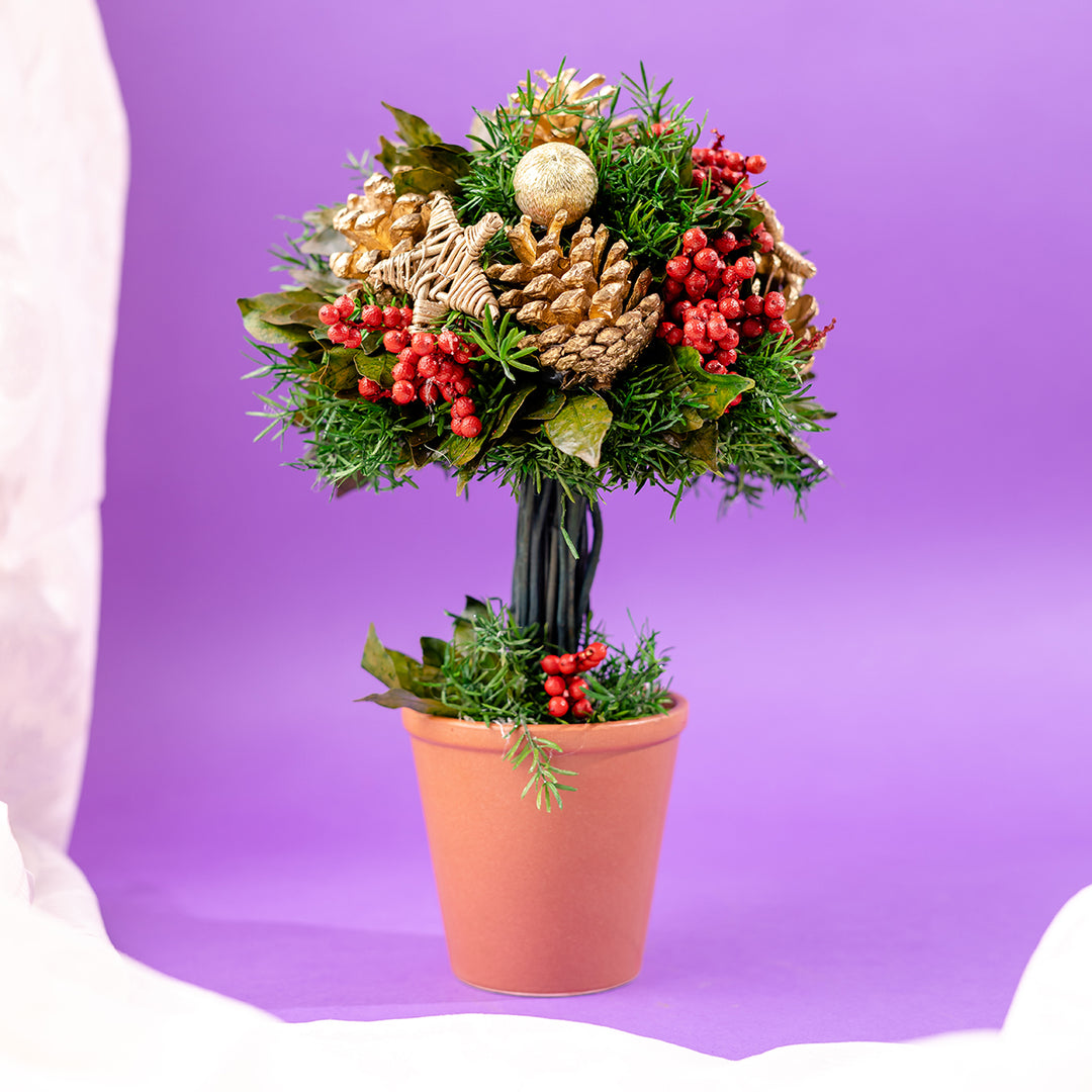 Holiday Cheer Topiary