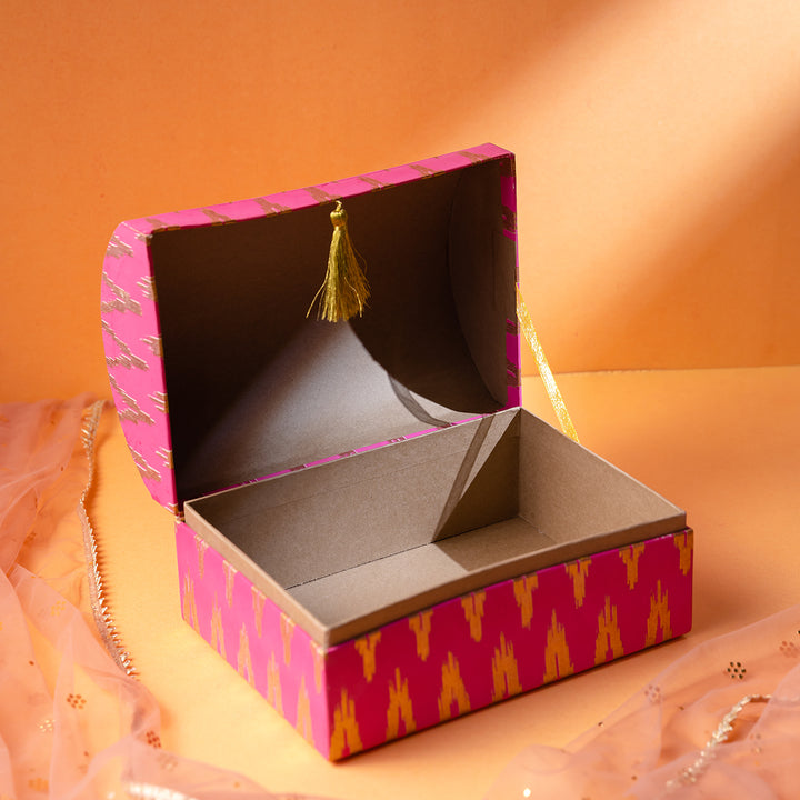 Opulent Grace Gift Chest