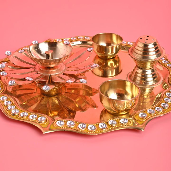 Nishta Aarti Plate & Premium Family Rakhi Celebration Combo