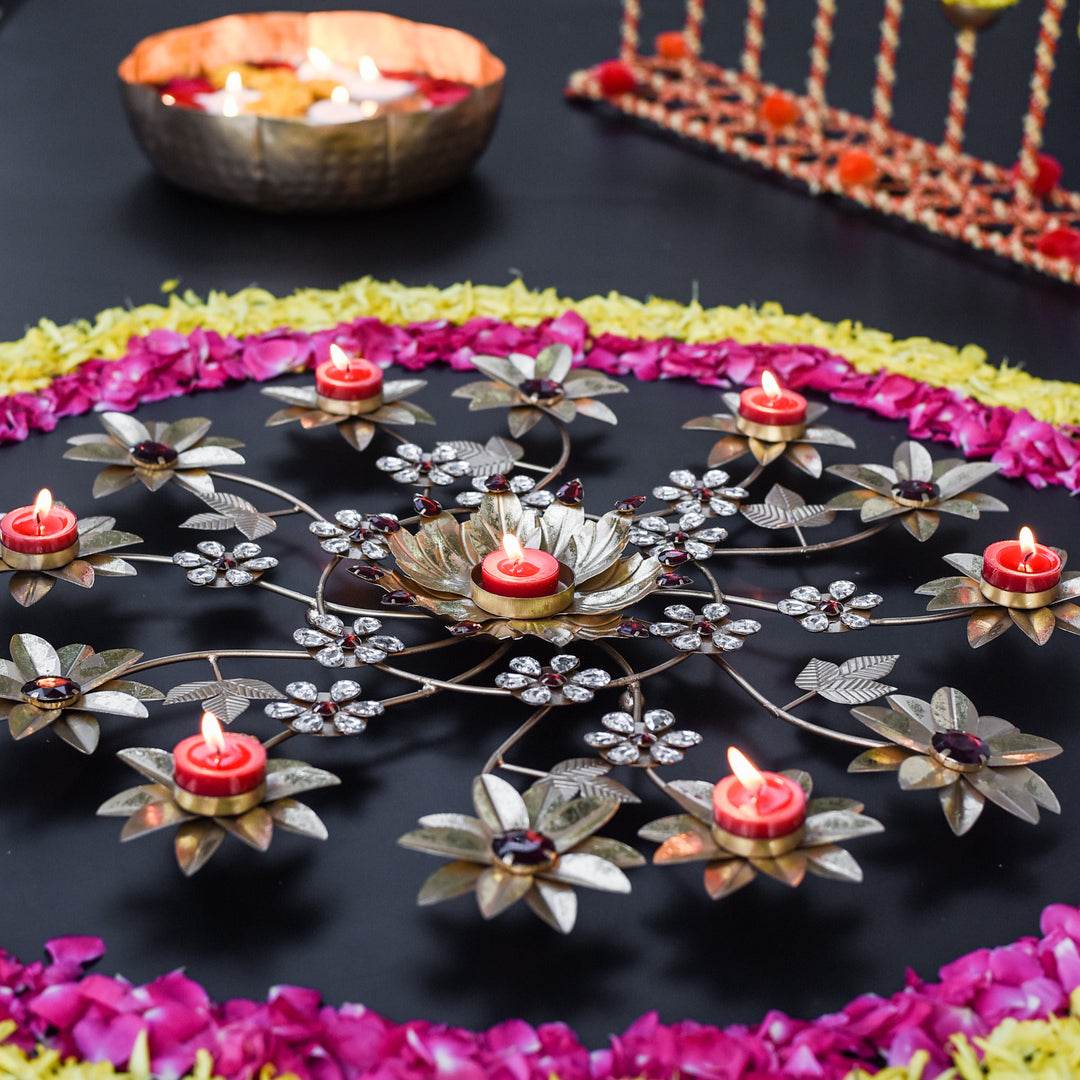 Antique Floral Metal Rangoli Tealight Holder