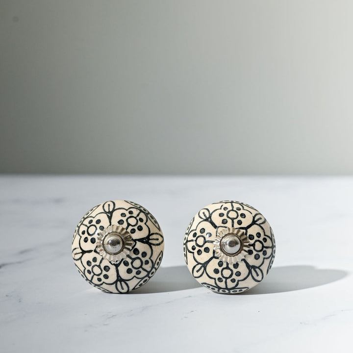 Cara Ceramic Knobs (Set Of 2)