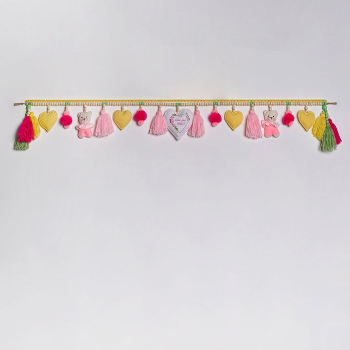 MOM - Made Of Miracle Garland