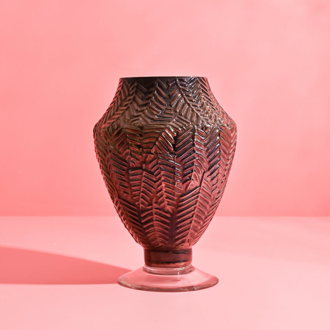 Mocha Black Chalis Glass Vase
