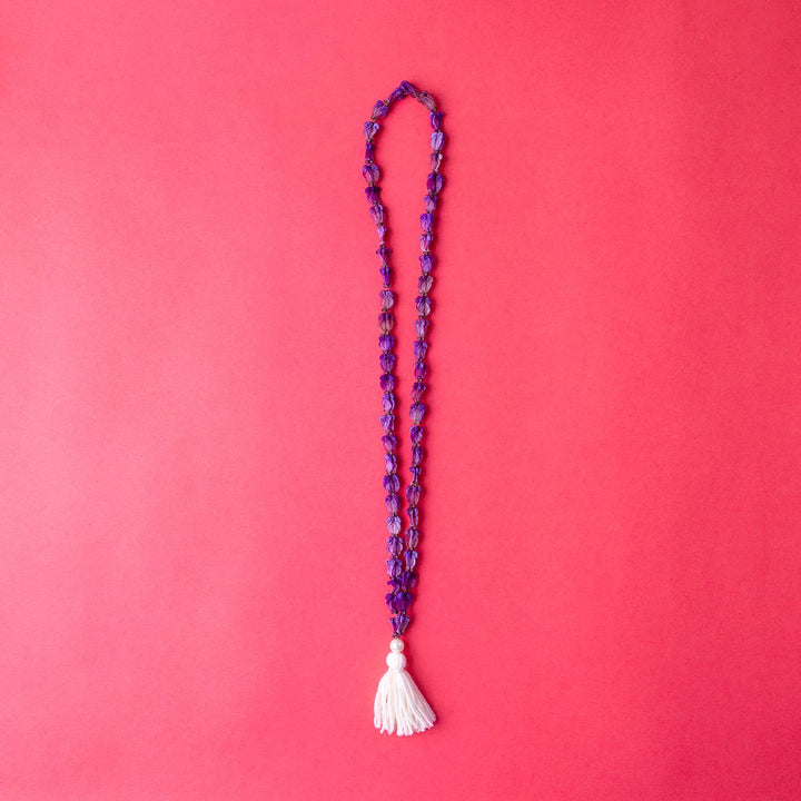 Nilalohita Aak Garland